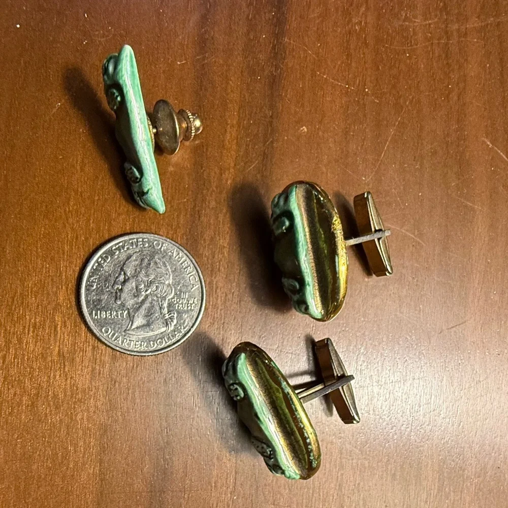 Vintage cuff links and tie pin